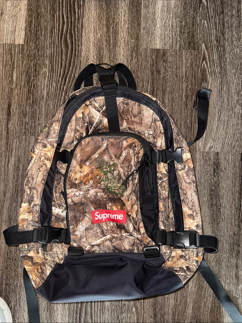 Supreme / Realtree Camo Backpack